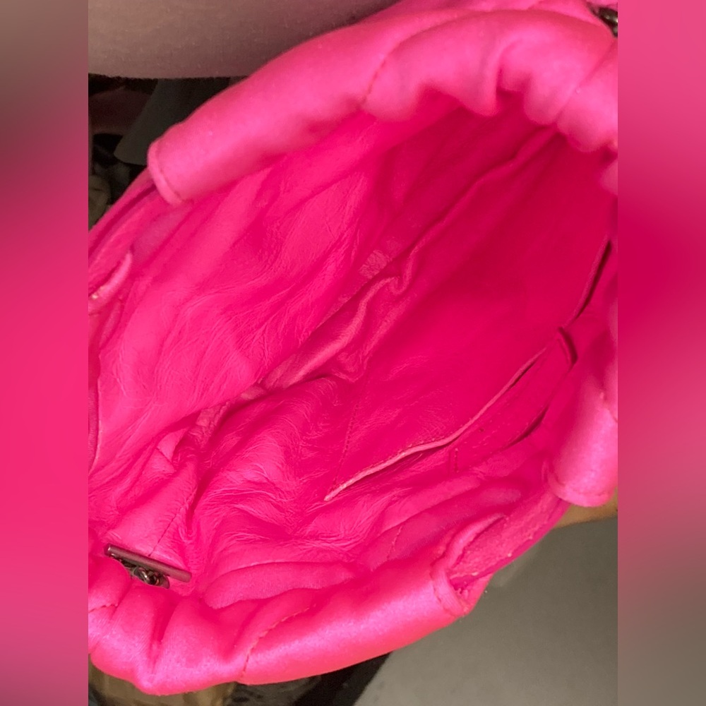 Balenciaga Pink Crossbody Bag with Chain Strap - Picture 4 of 5